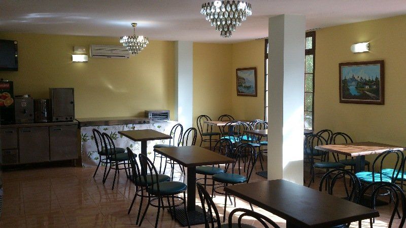 Hotel Azcona โนฮา ภายนอก รูปภาพ