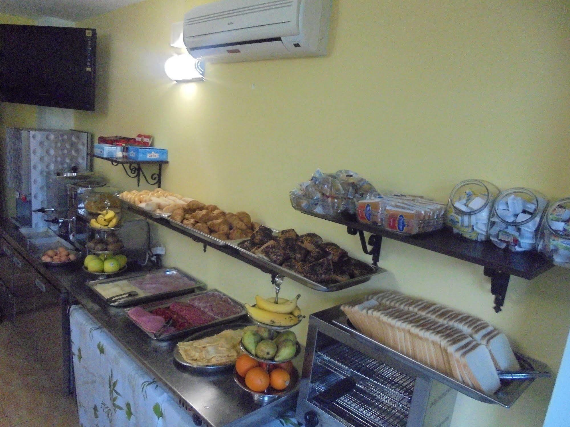 Hotel Azcona โนฮา ภายนอก รูปภาพ